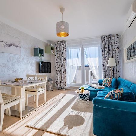 Flexible Selfcheckins 30 - Zagreb - Garage - Electric Vehicle Ccharger - Big Loggia - New - Apartments Repinc 30 Экстерьер фото